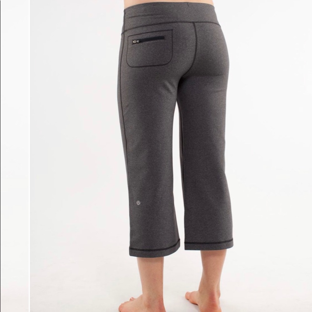 Lululemon Relaxed Fit Crop II